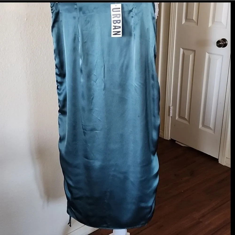 Urban Outfitters Samantha Teal Ruched Y2K Mini Skirt Size‎ Large NEW